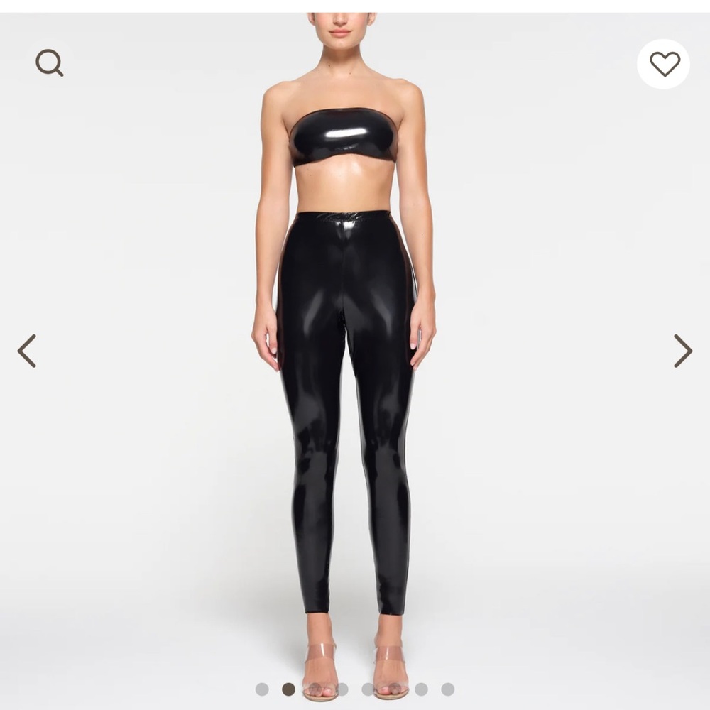 Skims Stretch Vinyl Legging Size Medium NWT
